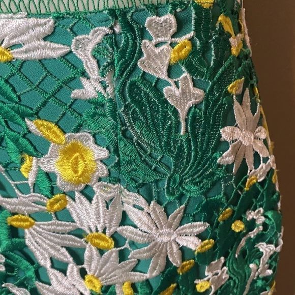 Adelyn Rae Midi Dress - Picture 4 of 11